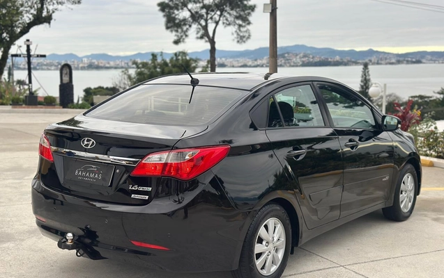 imagem-https://www.socarrao.com.br/sc-vehicle-images-prod/3093183/1786103916590-003_3c06cb7c2e1ff397b74cd6d1bf7876f3.jpeg