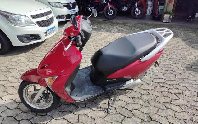 imagem-https://www.socarrao.com.br/sc-vehicle-images-prod/3093191/1787072405963-8353144_7_B_3ea98c6425.jpeg
