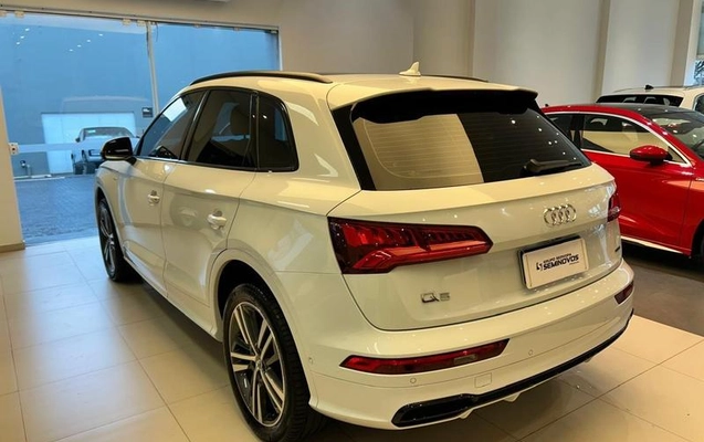 imagem-https://www.socarrao.com.br/sc-vehicle-images-prod/3093214/1786106024862-8357332_3_B_9d2c8cdf42.jpeg