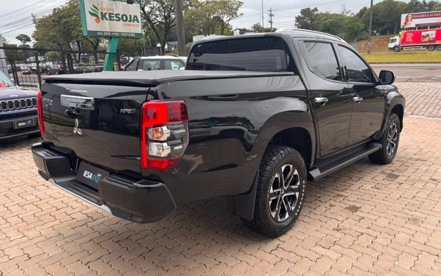 imagem-https://www.socarrao.com.br/sc-vehicle-images-prod/3093227/1786106524051-eD8mey4tb9X9qGiat5OXAre9sPE843jp.jpg