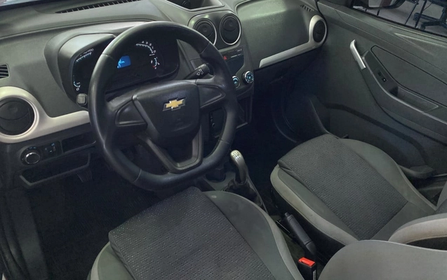 imagem-https://www.socarrao.com.br/sc-vehicle-images-prod/3093245/1788526585708-vehicle_image_1786106771_f19952dca766435b7dfef2bd5a8f6a1b.jpeg