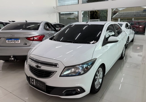 Chevrolet Prisma 2016 Branco — foto 1 de 3