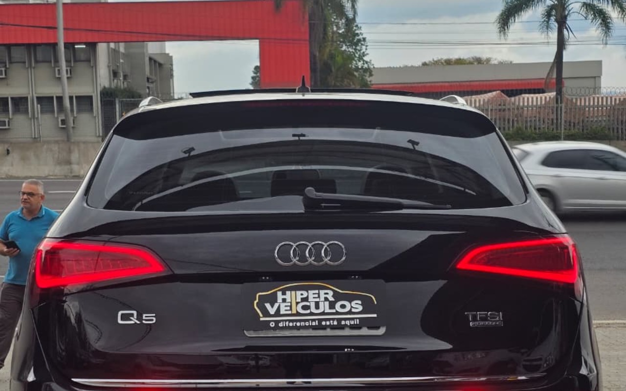 imagem-https://www.socarrao.com.br/sc-vehicle-images-prod/3093292/1786108632844-N2Y4NjVlNWEtYmQwMi00ZWJiLThmZTMtZDE5MzkyYWU3OWNjLmpwZw.jpg