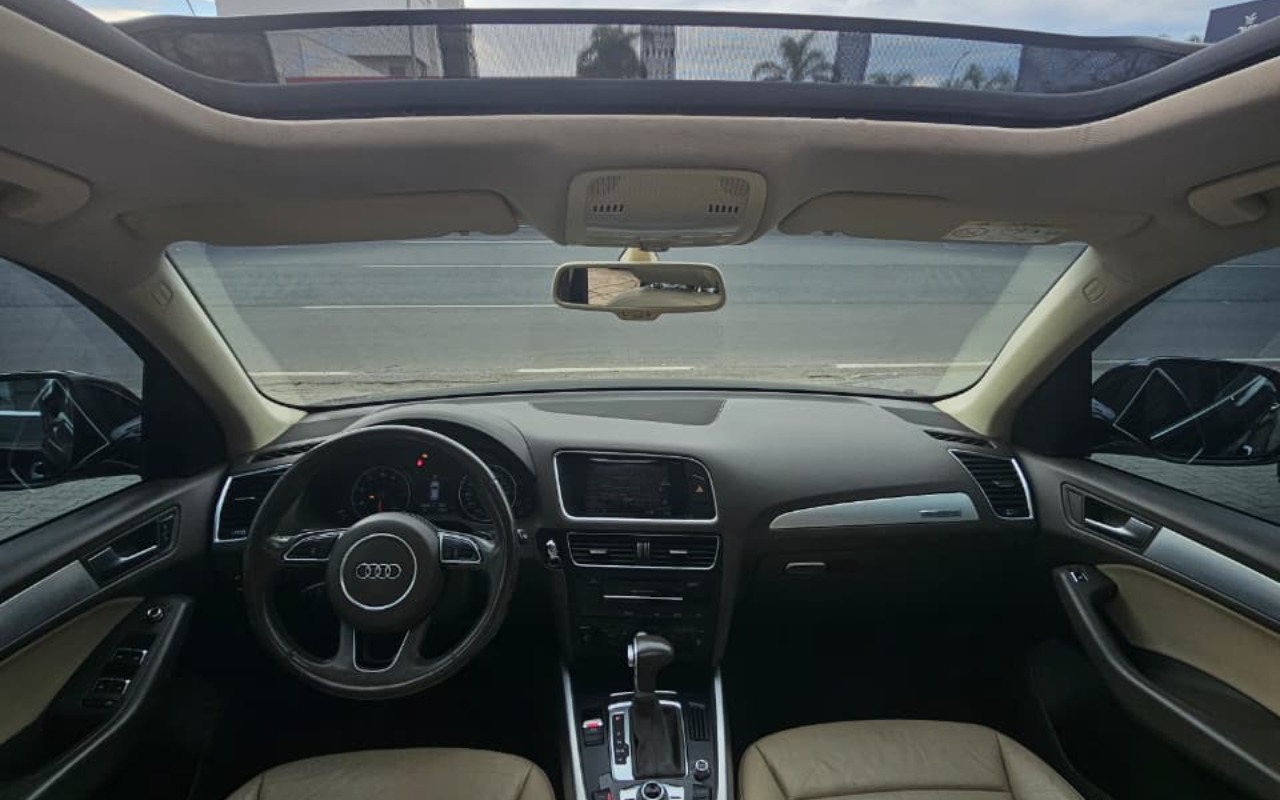 imagem-https://www.socarrao.com.br/sc-vehicle-images-prod/3093292/1786108633667-YzUyOWI2YmYtZjFjZC00NzQ4LTk2ZTAtNmUzNGQyOWU3NjQwLmpwZw.jpg