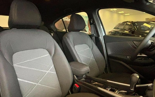 imagem-https://www.socarrao.com.br/sc-vehicle-images-prod/3093297/1788554991930-8357616_5_B_37f54053de.jpeg