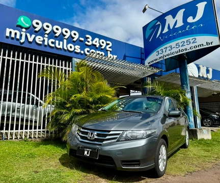 Honda City 2013 Cinza — foto 1 de 3