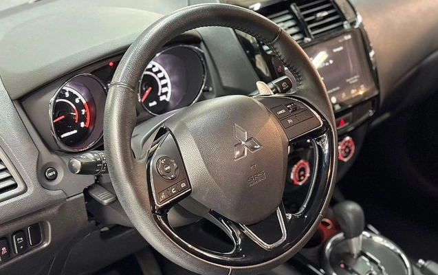 imagem-https://www.socarrao.com.br/sc-vehicle-images-prod/3093323/1786536360815-TUlUU1VCSVNISSBPVVRMQU5ERVIgU1BPUlQgSFBFIEJMQUNLIEVESVRJT04gLSAyMDIyIC0gUFJFVE8gLSBSSEsyRDM5ICgxNikuanBn.jpg