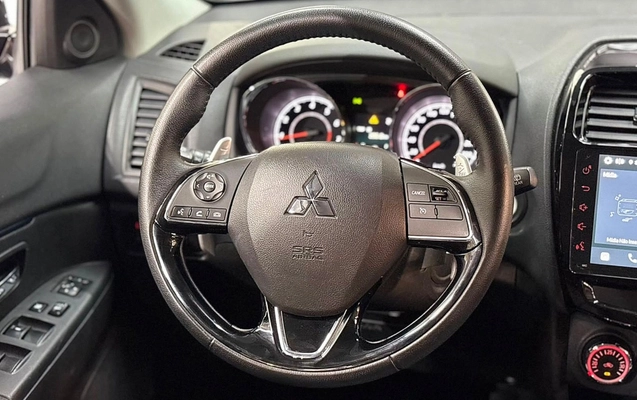 imagem-https://www.socarrao.com.br/sc-vehicle-images-prod/3093323/1786536360914-TUlUU1VCSVNISSBPVVRMQU5ERVIgU1BPUlQgSFBFIEJMQUNLIEVESVRJT04gLSAyMDIyIC0gUFJFVE8gLSBSSEsyRDM5ICgxNykuanBn.jpg