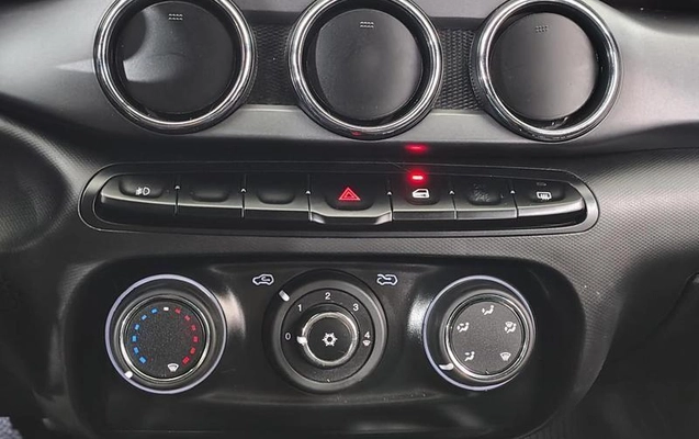 imagem-https://www.socarrao.com.br/sc-vehicle-images-prod/3093329/1788274384025-8243095_7_B_43b618d7c5.jpeg