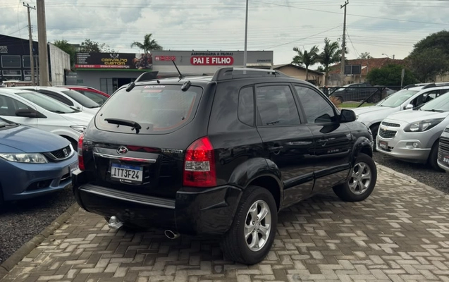 imagem-https://www.socarrao.com.br/sc-vehicle-images-prod/3093331/1786109954347-pr6JnYP7fflAhYfFHQe4KZxlZMbBdefZ.jpg