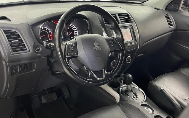 imagem-https://www.socarrao.com.br/sc-vehicle-images-prod/3093337/1788986084538-8312862_9_B_1277ee9036.jpeg