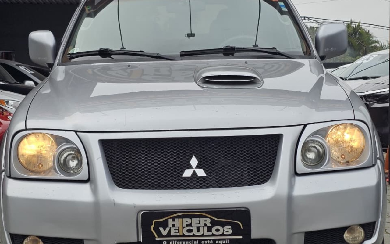 Mitsubishi Pajero 2007 Prata — foto 1 de 3