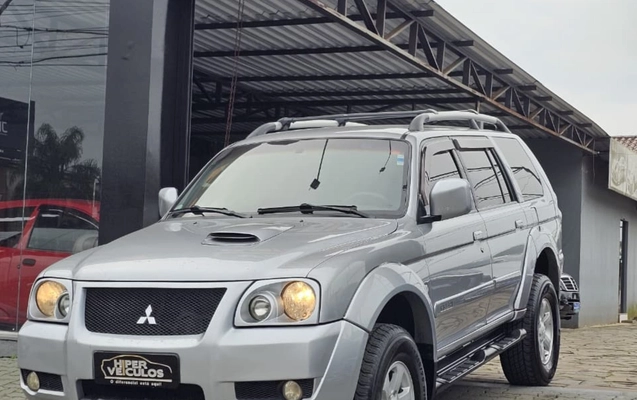imagem-https://www.socarrao.com.br/sc-vehicle-images-prod/3093349/1786110474226-NzllMThiMWUtODVmMS00OTY1LThhZDctZGQxNTg4ZDk4ODExLmpwZw.jpg