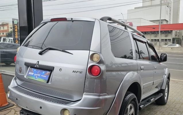 imagem-https://www.socarrao.com.br/sc-vehicle-images-prod/3093349/1786110474284-NWQzNDc3NDgtYmNkZC00OTYwLWJkNjgtOGNjNGQ1MTAzNWNjLmpwZw.jpg