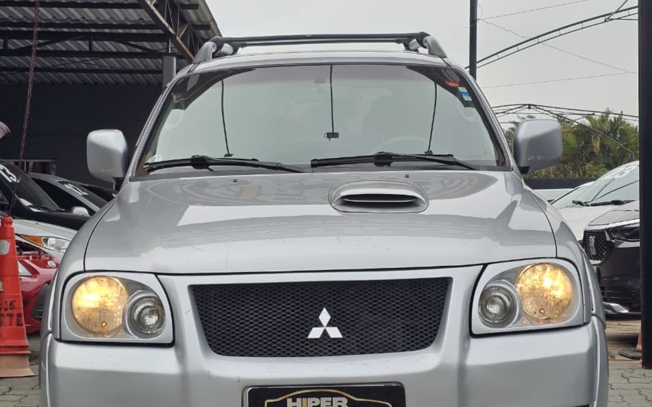 imagem-https://www.socarrao.com.br/sc-vehicle-images-prod/3093349/1786110475079-ZThhYzg5MTgtY2RhYy00YTFmLTliZDktMDgxYTJkY2E5MTZiLmpwZw.jpg