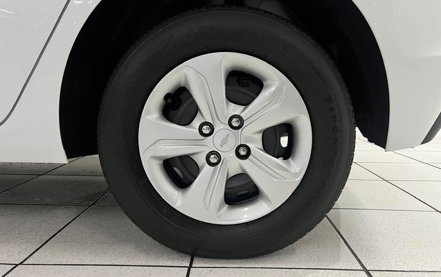 imagem-https://www.socarrao.com.br/sc-vehicle-images-prod/3093359/1786110668419-7f9f5f7e-d57c-4ac2-b212-6313e29a82e8.jpg