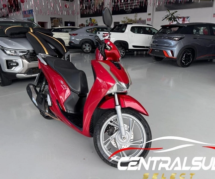Honda SH 150i/DLX 2019 Vermelho — foto 1 de 3