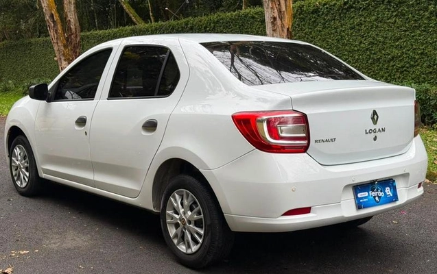 imagem-https://www.socarrao.com.br/sc-vehicle-images-prod/3093374/1786111006213-8324998_7_B_65ee194aca.jpeg