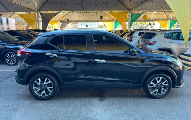 imagem-https://www.socarrao.com.br/sc-vehicle-images-prod/3093376/1786111058582-NDIyNTdiZmUtMDc3Ny00MGFjLWFjMGItMDVlMWIyNWQ0OWMwLmpwZWc.jpeg