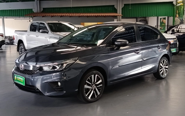 imagem-https://www.socarrao.com.br/sc-vehicle-images-prod/3093378/1789580126421-9MKcoY7SIzaWvmerGSnnyCRSXjcfdLZE.jpg