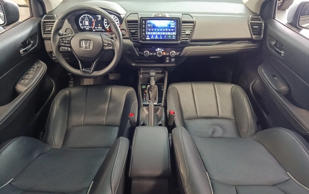 imagem-https://www.socarrao.com.br/sc-vehicle-images-prod/3093378/1789580126431-bQOBBS12Xm3GcPOb5CXhGviWl9lBxHMn.jpg