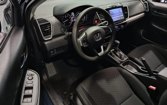 imagem-https://www.socarrao.com.br/sc-vehicle-images-prod/3093381/1789580157989-HvaCLuWzFGu0V0X8GXr24KkZKF5x4cFD.jpg