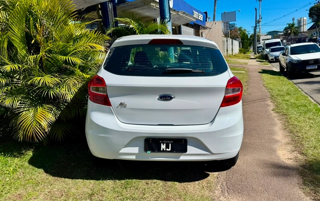 imagem-https://www.socarrao.com.br/sc-vehicle-images-prod/3093442/1786112437578-d6342f78-a2b7-4d33-a9e0-6ffe992f7c47.jpeg