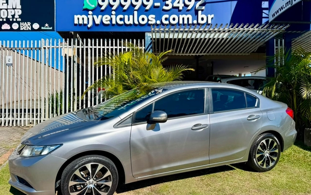 imagem-https://www.socarrao.com.br/sc-vehicle-images-prod/3093445/1786112439720-0e1ea5fb-025d-40e6-b51b-7c27e8692603.jpeg