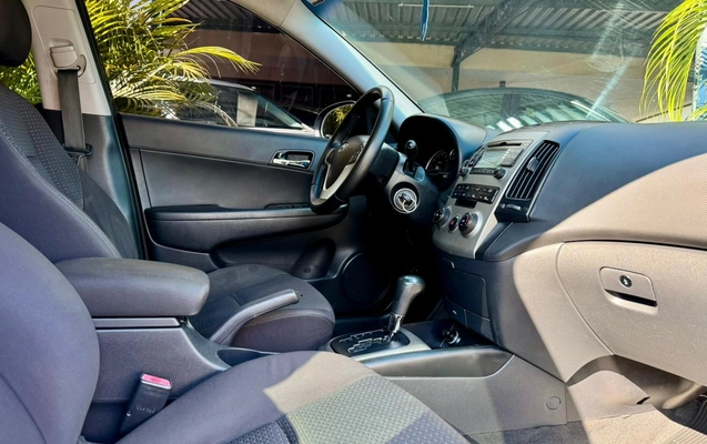 imagem-https://www.socarrao.com.br/sc-vehicle-images-prod/3093448/1786112441964-ea7e0a85-ce85-402e-bdfb-0be222bfc8cd.jpeg