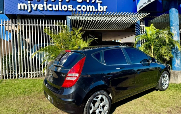 imagem-https://www.socarrao.com.br/sc-vehicle-images-prod/3093448/1786112441966-180431bc-1f1b-4323-a928-75cbaf1219c4.jpeg