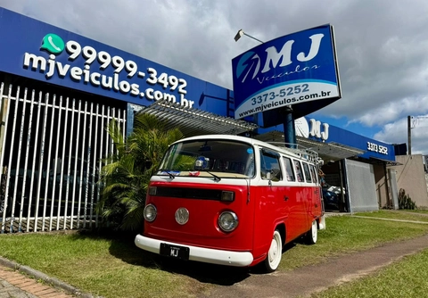 Volkswagen Kombi 1995 Branco — foto 1 de 3