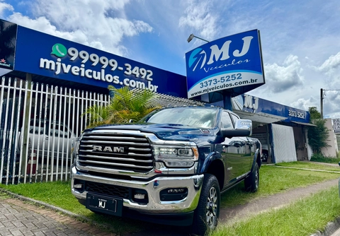 Ram 3500 2024 Azul — foto 1 de 3
