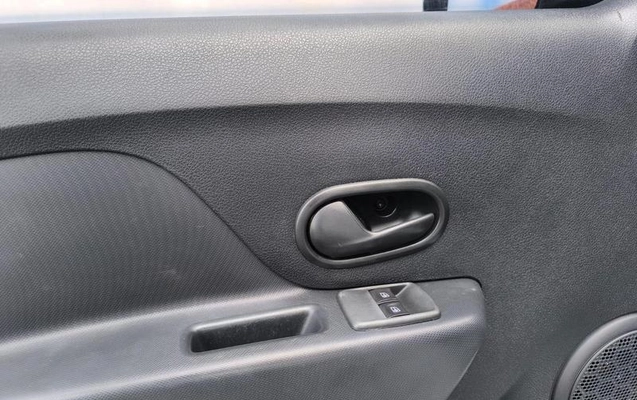 imagem-https://www.socarrao.com.br/sc-vehicle-images-prod/3093472/1789416635970-8260860_3_B_9bbcc114b9.jpeg