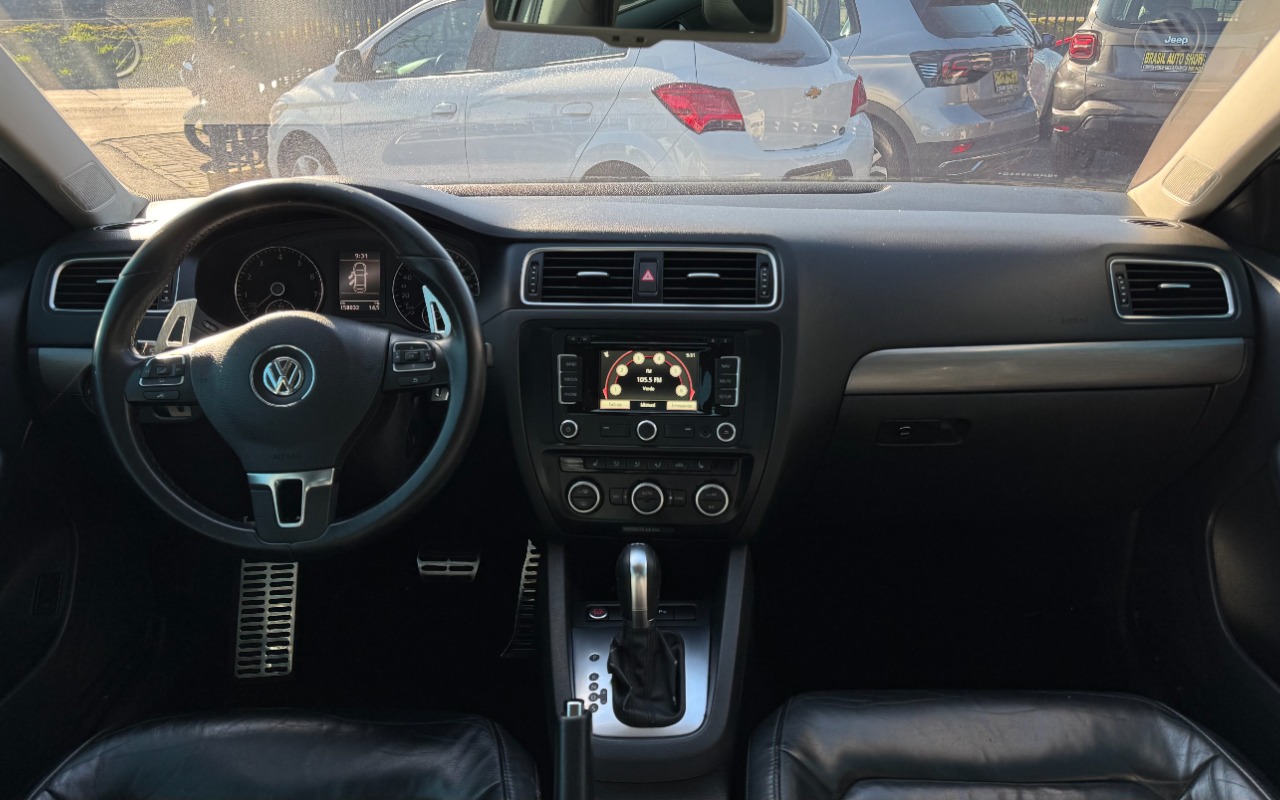 imagem-https://www.socarrao.com.br/sc-vehicle-images-prod/3093490/1786113146403-SU1HXzY5NDEuanBlZw.jpeg
