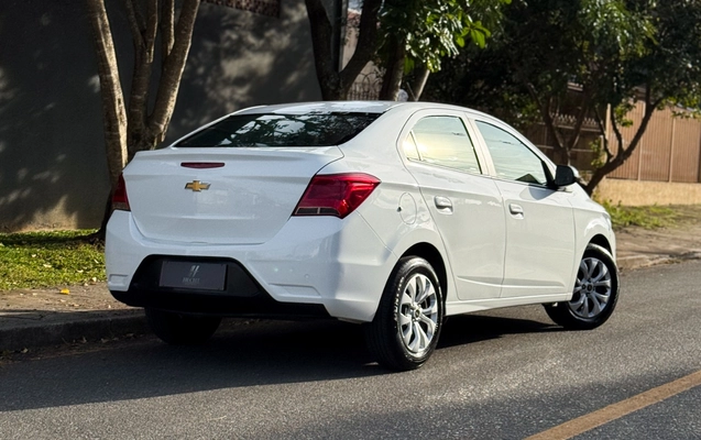 imagem-https://www.socarrao.com.br/sc-vehicle-images-prod/3093512/1786385078074-SU1HXzU2NjEuSlBH.JPG