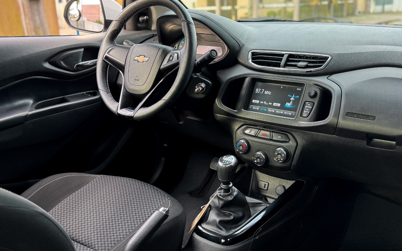 imagem-https://www.socarrao.com.br/sc-vehicle-images-prod/3093512/1786385078503-SU1HXzU2NzIuSlBH.JPG
