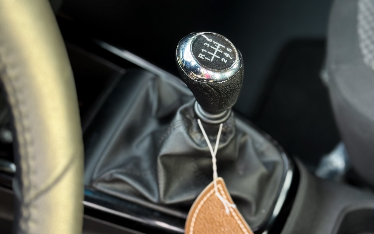 imagem-https://www.socarrao.com.br/sc-vehicle-images-prod/3093512/1786385080375-SU1HXzU2NzUuSlBH.JPG