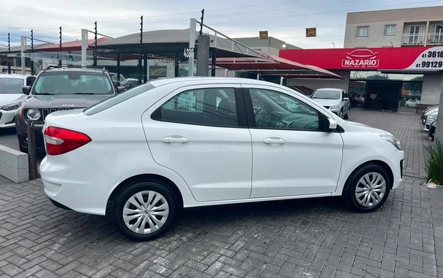 imagem-https://www.socarrao.com.br/sc-vehicle-images-prod/3093529/1786114176450-8224617_7_B_9a1e9999d2.jpeg