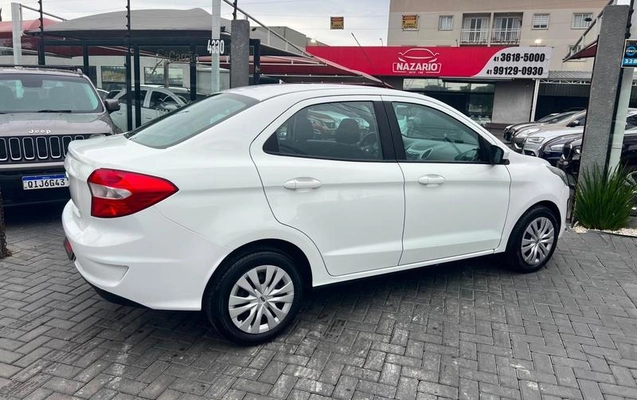 imagem-https://www.socarrao.com.br/sc-vehicle-images-prod/3093529/1786114176452-8224617_8_B_16e5452750.jpeg