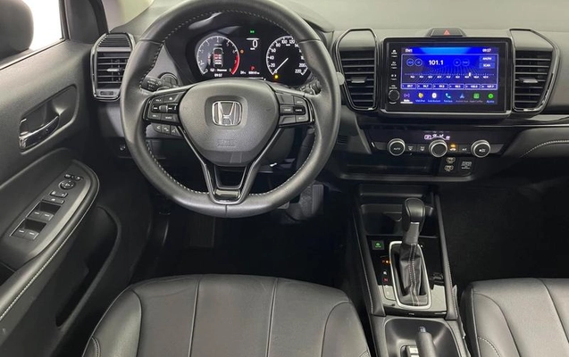 imagem-https://www.socarrao.com.br/sc-vehicle-images-prod/3093531/1788986139361-7975322_4_B_40e7f35321.jpeg