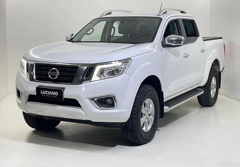 Nissan Frontier 2018 Branco — foto 1 de 3