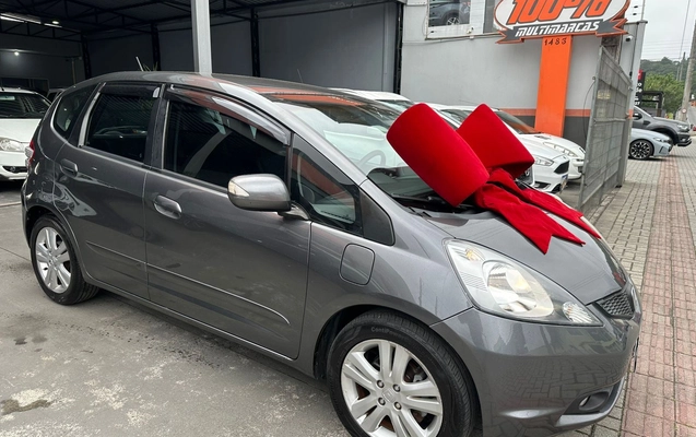 imagem-https://www.socarrao.com.br/sc-vehicle-images-prod/3093601/1788011592105-6664582668c7435b9ed0cb52e656f2f5_1788011541939.jpg