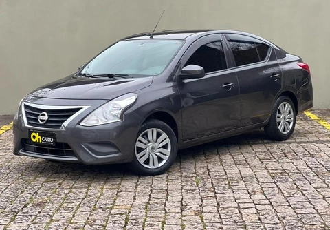 Nissan VERSA 2021 Cinza — foto 1 de 3