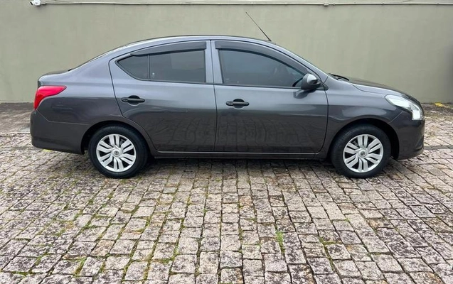 imagem-https://www.socarrao.com.br/sc-vehicle-images-prod/3093609/1786129437355-8358010_15_B_d1418addb5.jpeg