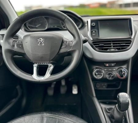 imagem-https://www.socarrao.com.br/sc-vehicle-images-prod/3093633/1786115884646-8358430_9_B_942f1d3226.jpeg