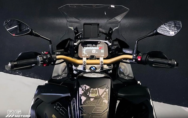 imagem-https://www.socarrao.com.br/sc-vehicle-images-prod/3093676/1786117349799-8358503_4_B_00e0675f3b.jpeg