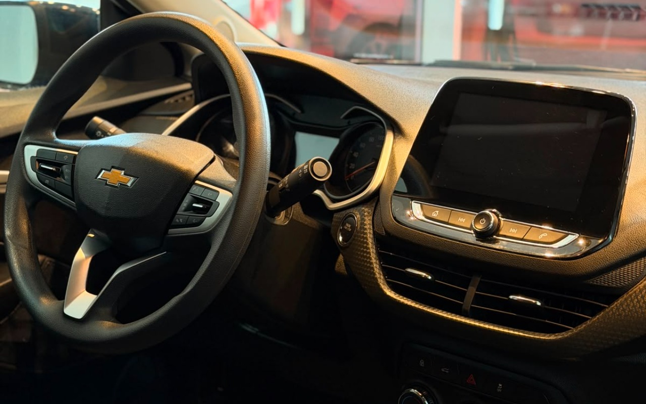 imagem-https://www.socarrao.com.br/sc-vehicle-images-prod/3093677/1786117367727-V2hhdHNBcHAgSW1hZ2UgMjAyNi0wOC0wNyBhdCAxMS4wMC4xOC5qcGVn.jpeg