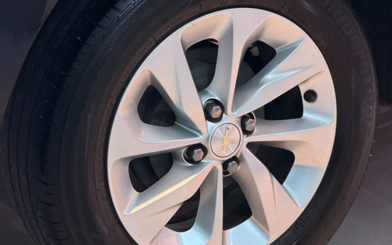 imagem-https://www.socarrao.com.br/sc-vehicle-images-prod/3093677/1786117368386-V2hhdHNBcHAgSW1hZ2UgMjAyNi0wOC0wNyBhdCAxMS4wMC4xNSAoMSkuanBlZw.jpeg