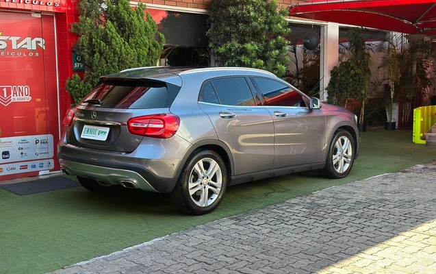 imagem-https://www.socarrao.com.br/sc-vehicle-images-prod/3093680/1789734767949-9d0f18ba-be78-4bb8-b4c3-e906228ff196.jpg