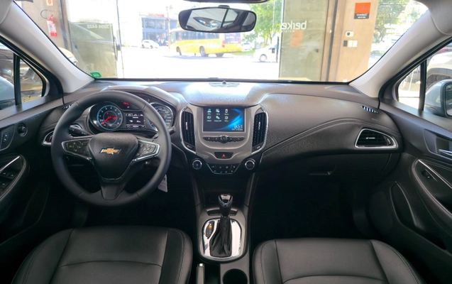 imagem-https://www.socarrao.com.br/sc-vehicle-images-prod/3093693/1788271420738-82644b743f654cfe90e2d1135d7993ff_1786118787635.jpg
